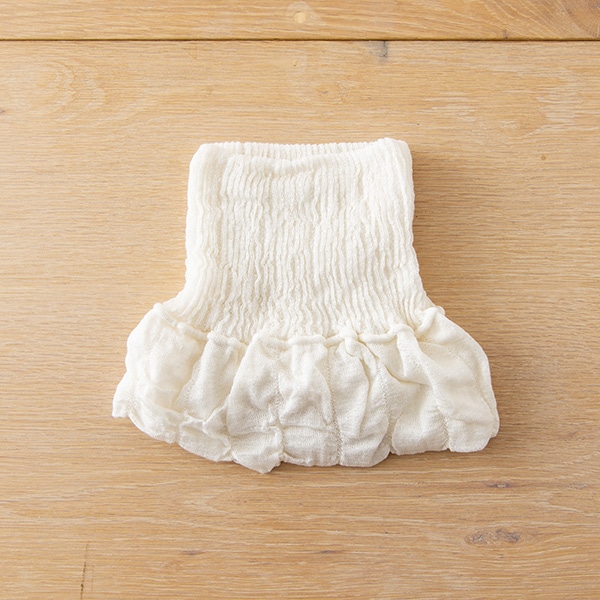 SUNAYAMA×AKOMEYA　軽くてふんわり、首回りあったかシルク100％ネックショルダーウォーマー