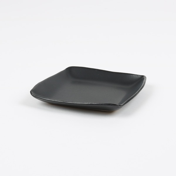 笠間焼向山窯　ヘルッカセラミカ　四角プレート　ブラック