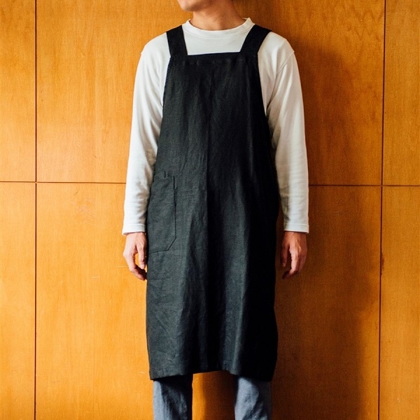 AKOMEYA　リネンクロスエプロン　ブラック