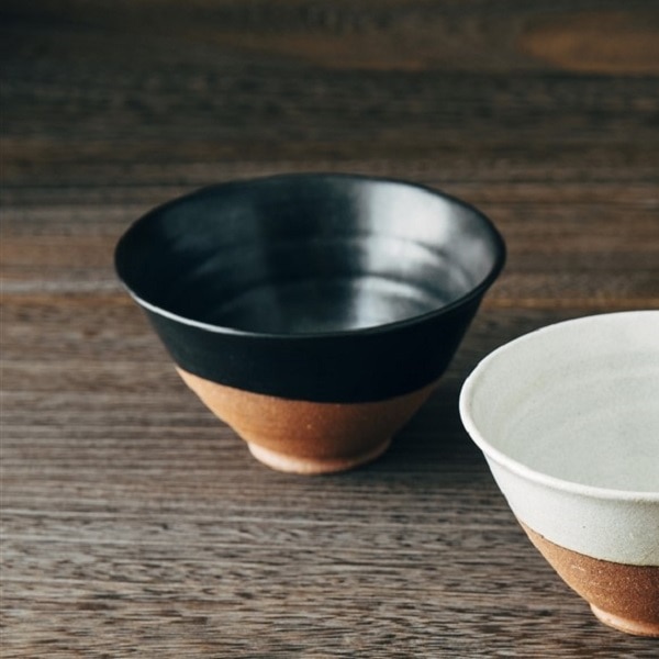 三川内焼　赤土黒釉　飯椀