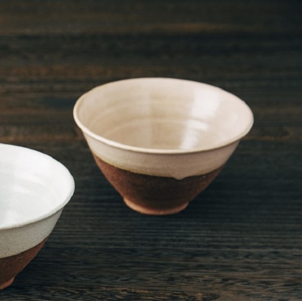 三川内焼　赤土桃白釉　飯碗