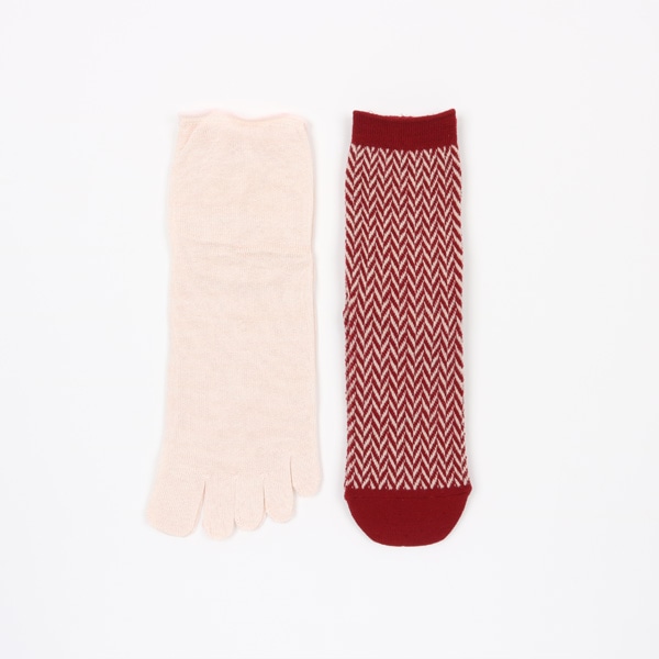 絹屋　2足履き靴下　ウール混　ジャガード編　紅